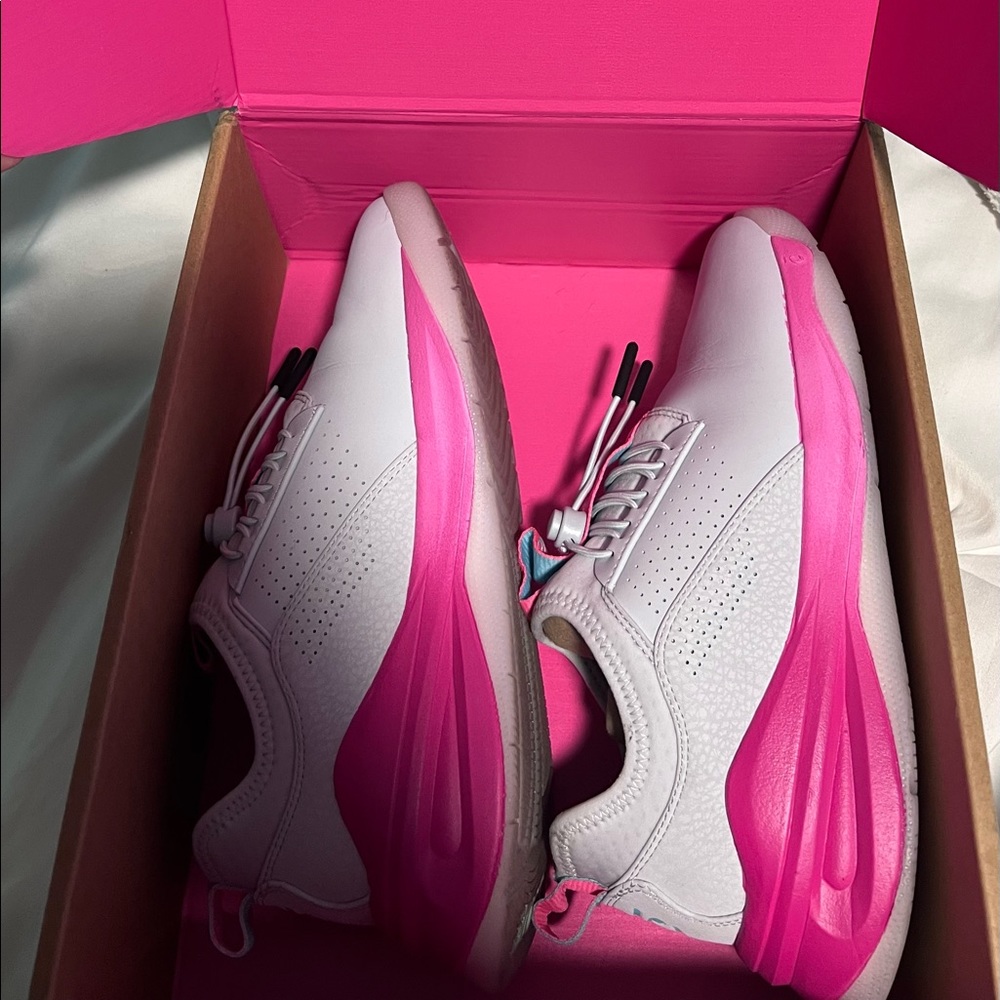 NURSING SHOE